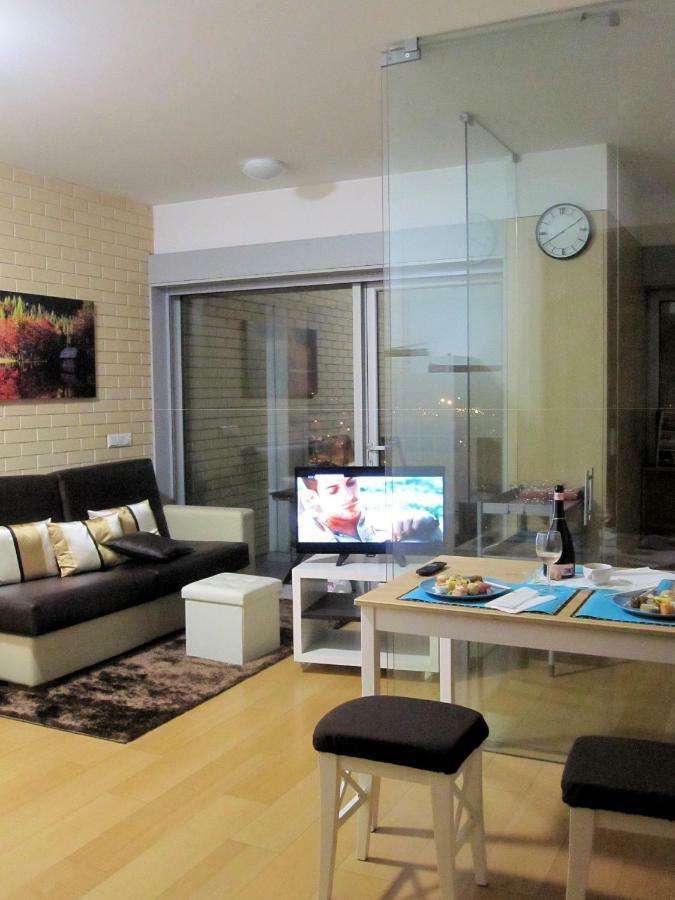Studio Estadio Do Dragao Apartment Porto Luaran gambar